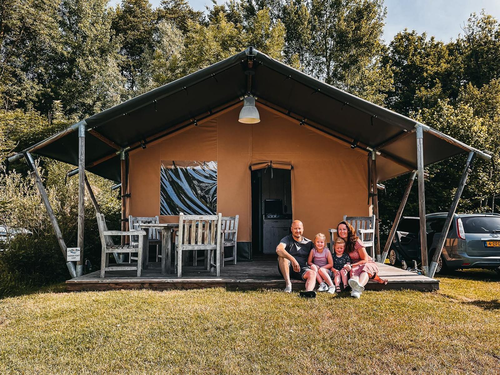 Camping De Rammelbeek 라트로프 객실 사진